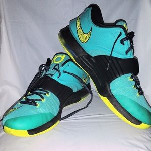 Nike KD VII Uprising Size 13
